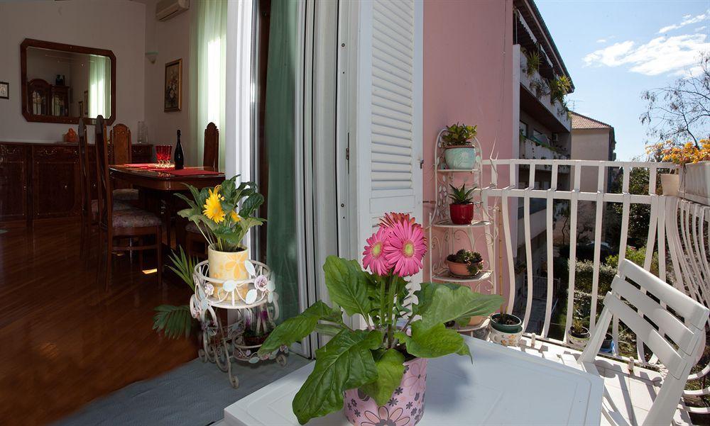 Cro Jet Set Apartments Split Exterior foto
