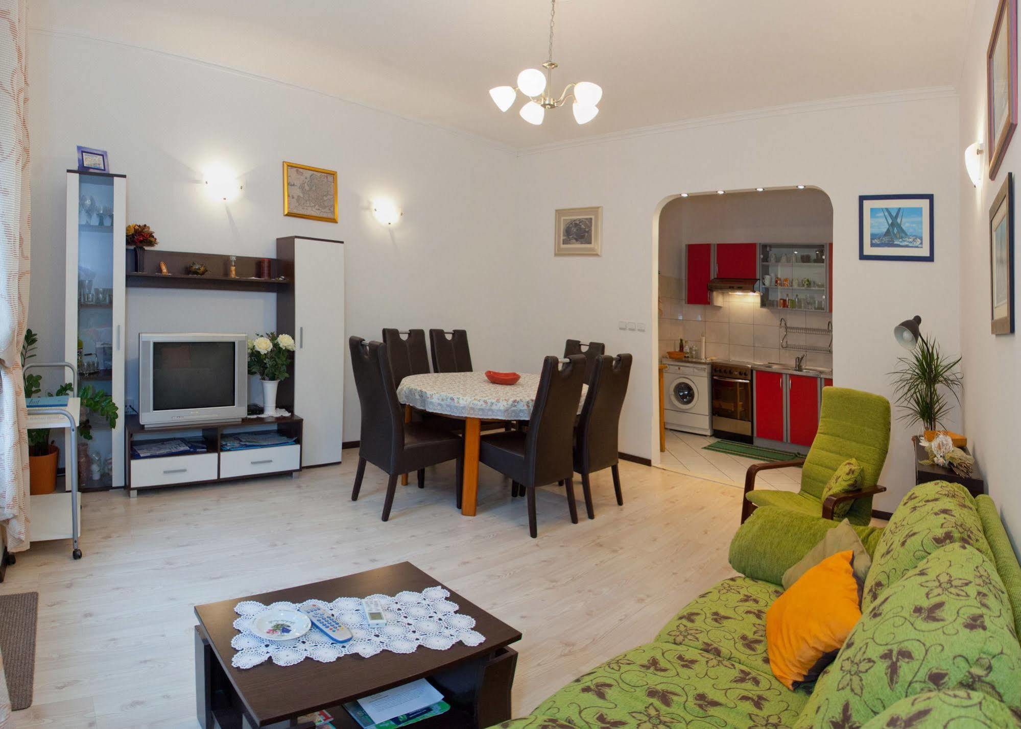Cro Jet Set Apartments Split Exterior foto